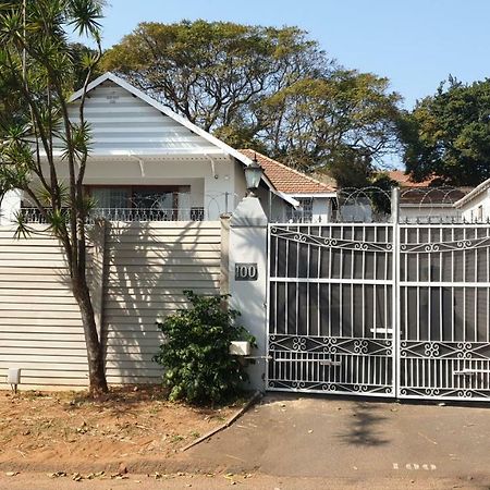 100 On Girvan Apartment Durban Exterior foto